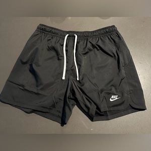 Nike Sportswear Woven Lined Flow Shorts